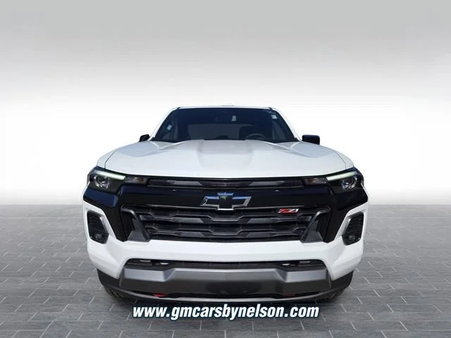 New 2026 Summit White Chevrolet Z71 image 2