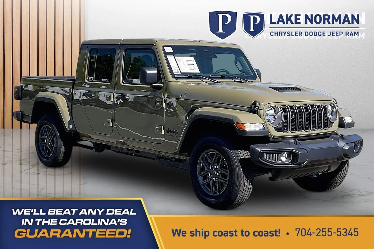 2026 Jeep Gladiator Sport S Auto's photo