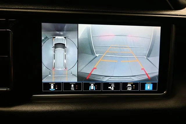 Used 2021 Black GMC Denali image 18
