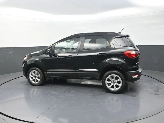 Used 2020 Black Ford SE image 4