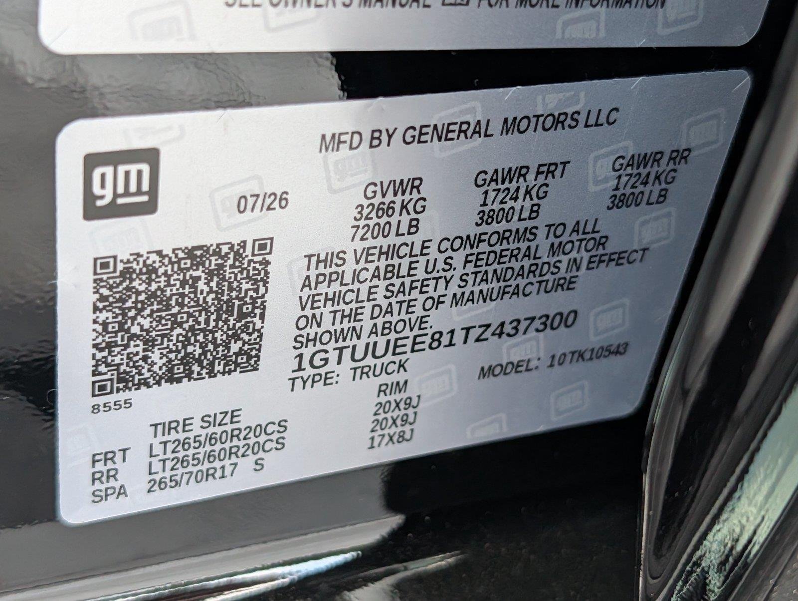 New 2026 Onyx Black GMC AT4 image 42