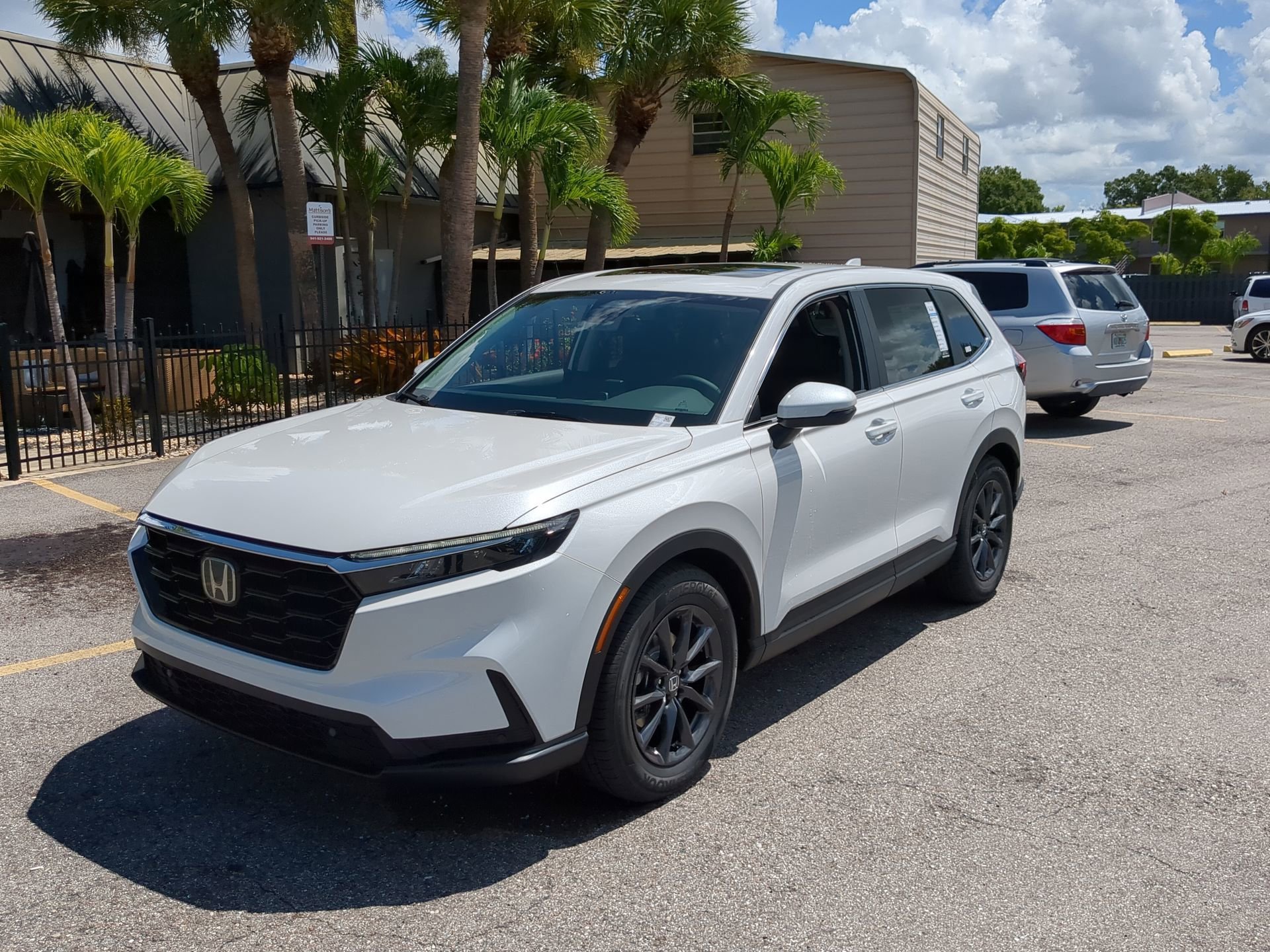 New 2026 Platinum White Pearl Honda EX-L image 10