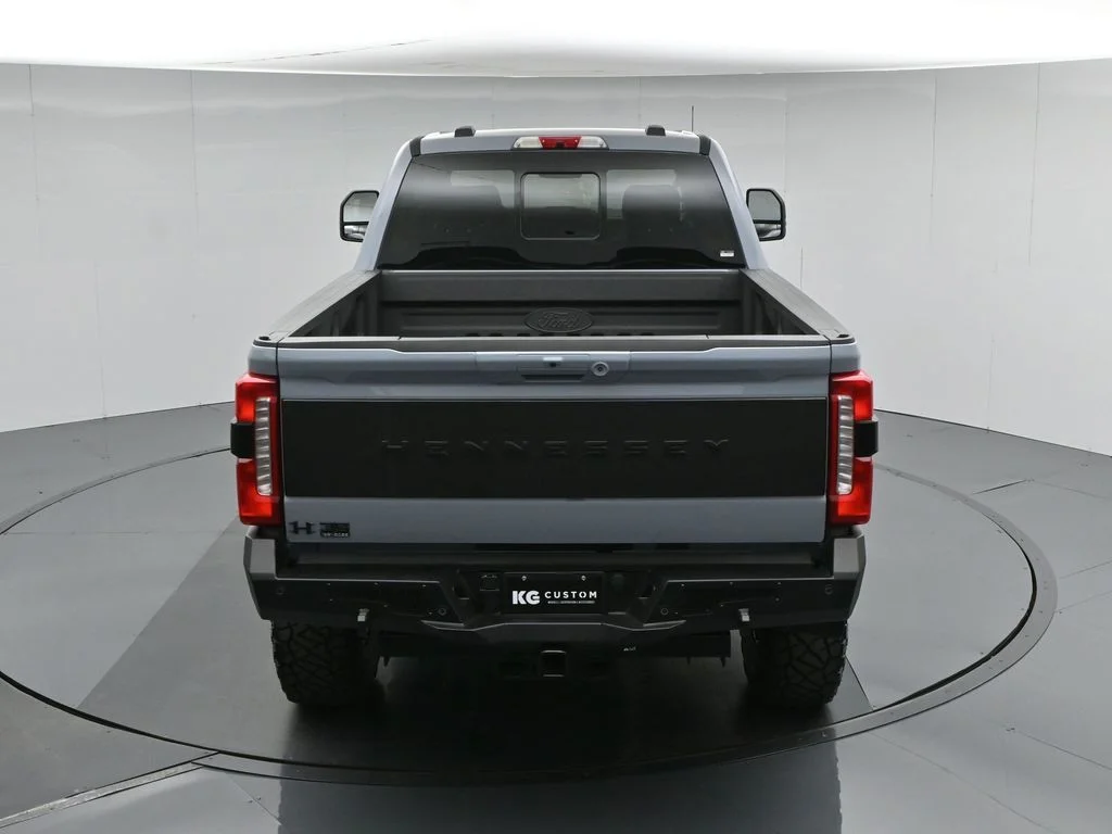 New 2026 Glacier Gray Metallic Tri-Coat Ford Lariat image 45