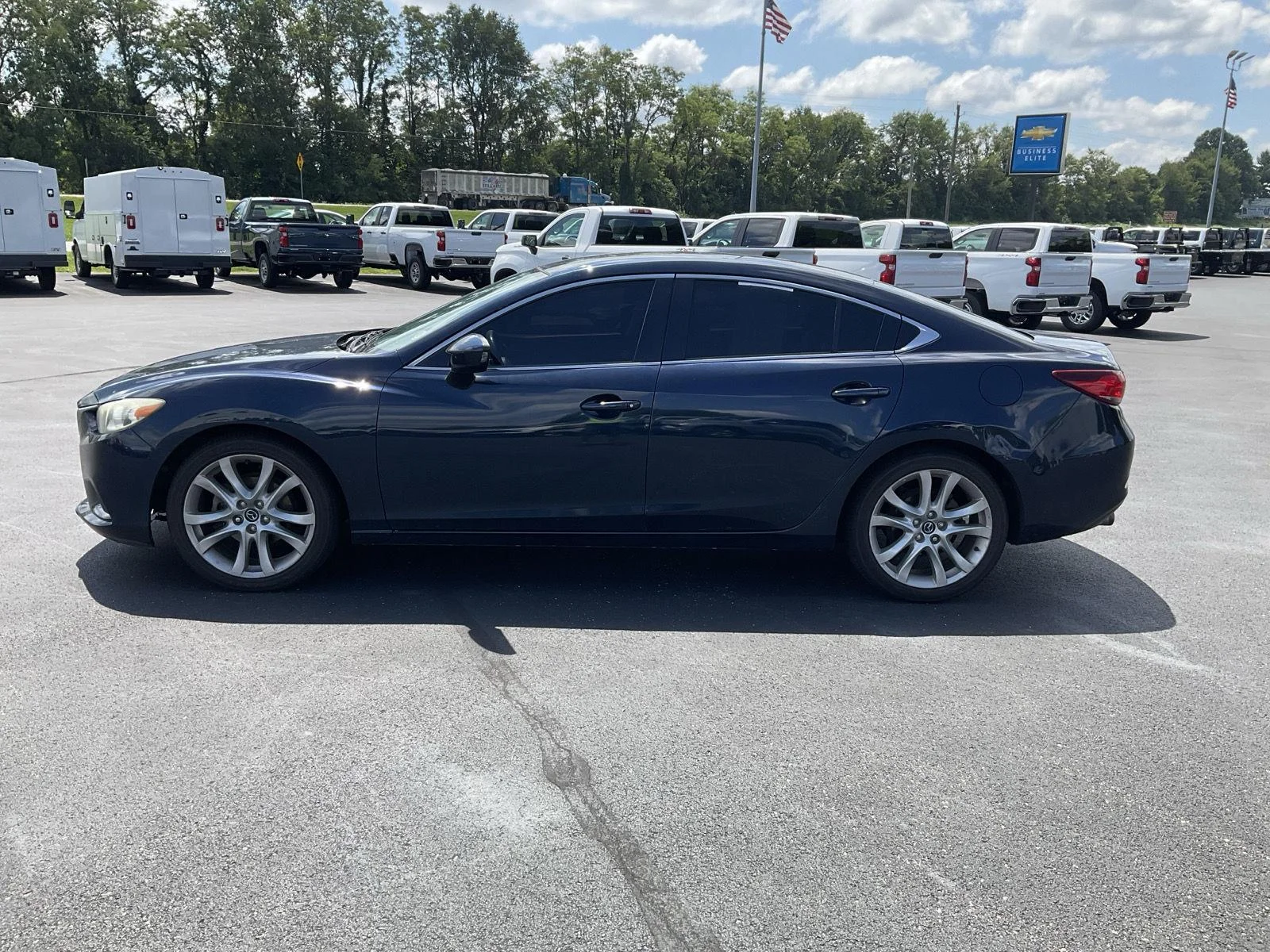Used 2016 Deep Crystal Blue Mazda i Touring image 4
