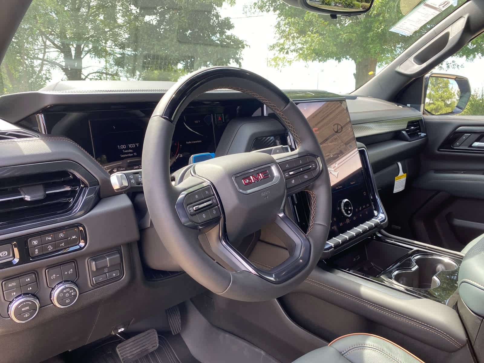 2026 GMC Yukon XL AT4 - Photo 9