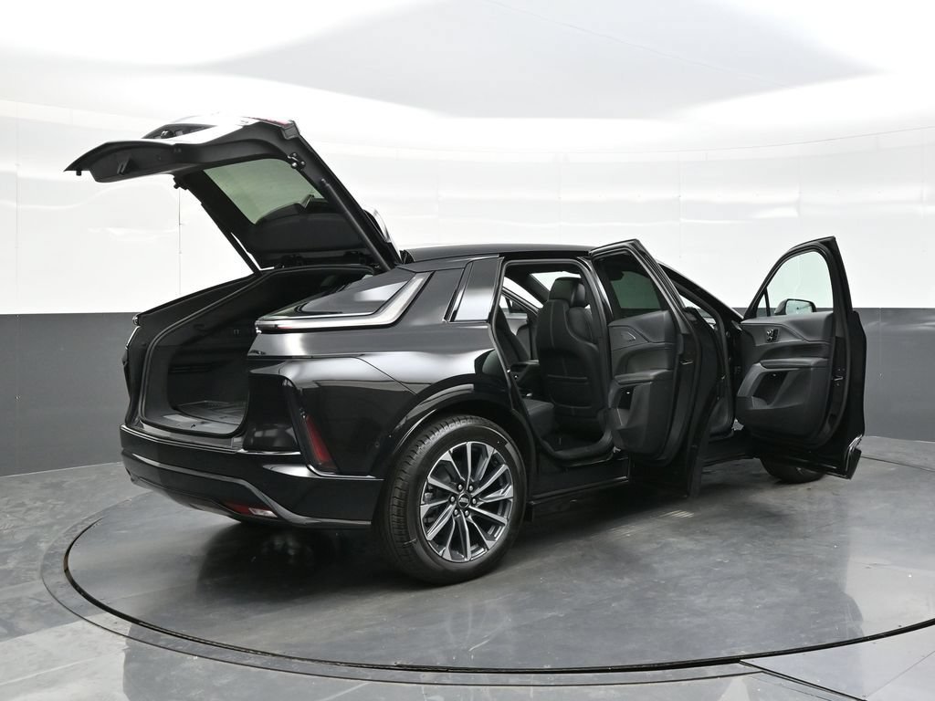 2027 Cadillac LYRIQ Premium Sport - Photo 41