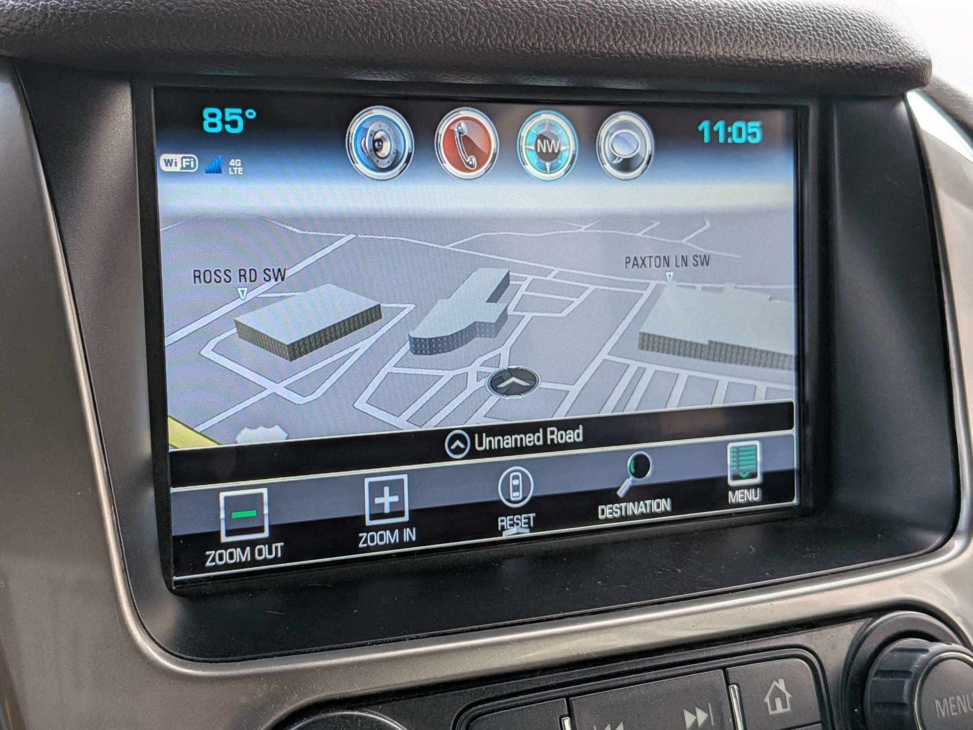Used 2020 White Chevrolet Premier image 22