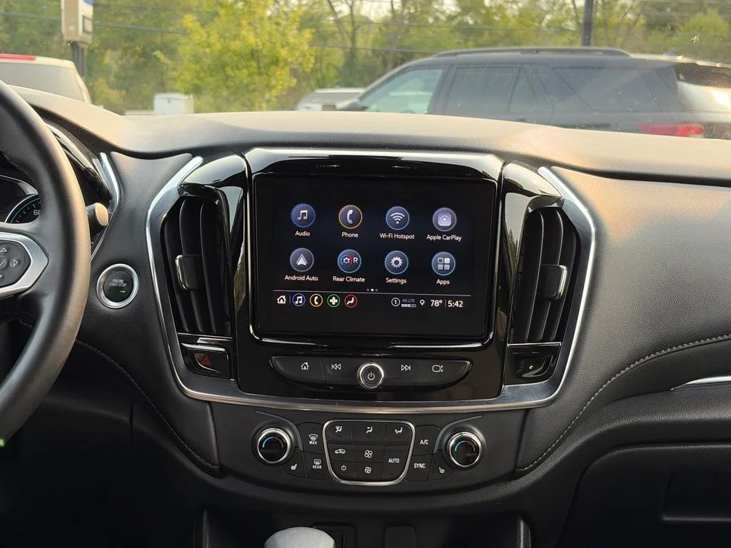 2023 Chevrolet Traverse 1LT - Photo 21