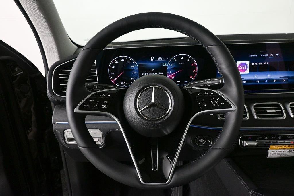 New 2026 Black Mercedes-Benz GLE 450 image 41