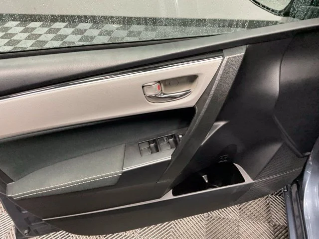 Used 2018 Gray Toyota LE image 15