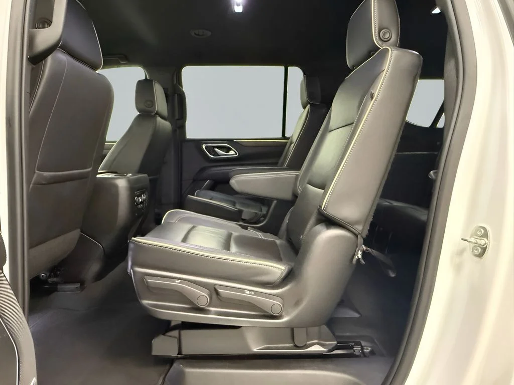 Used 2023 White Chevrolet Premier image 13