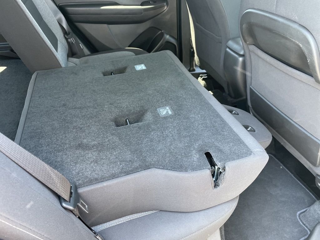 Used 2025 Gray Chevrolet LT image 27