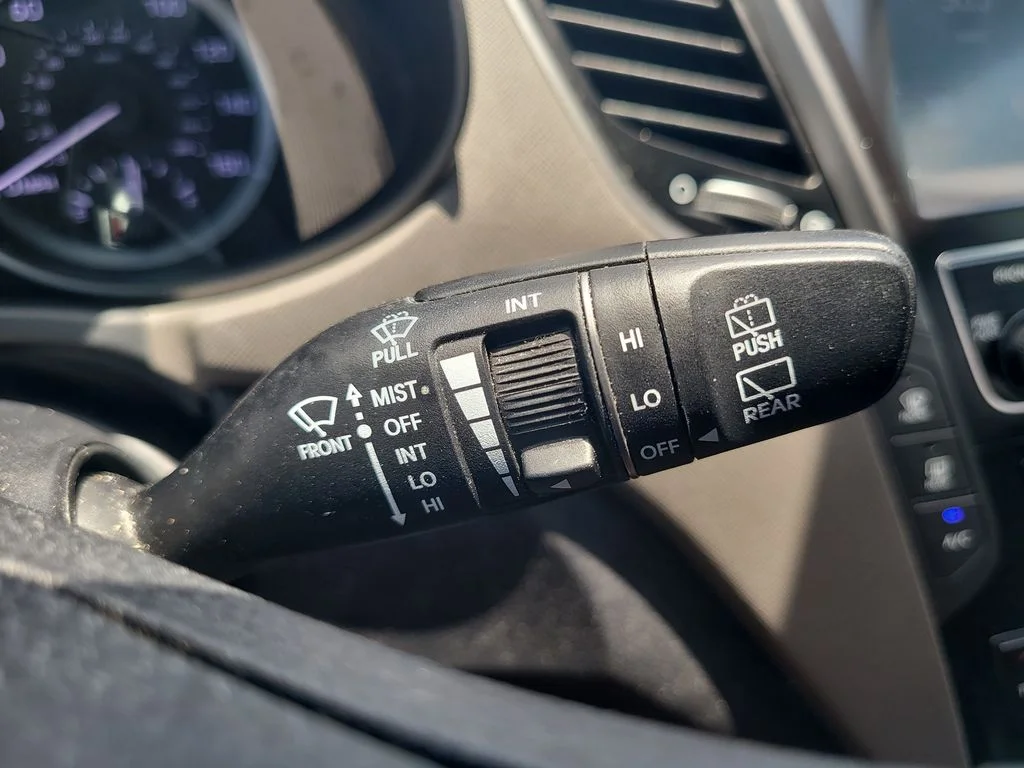Certified Used 2017 Blue Hyundai SE image 27
