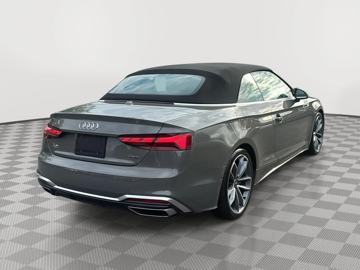 Used 2023 Chronos Gray Metallic/Black Roof Audi S line Prestige image 5