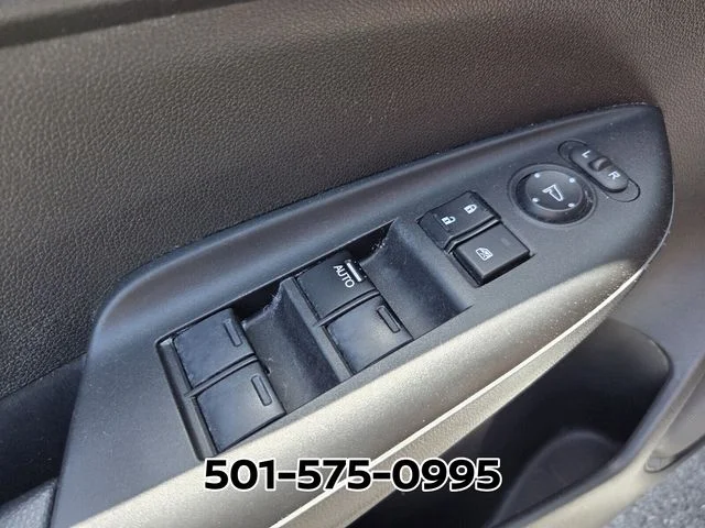 Used 2017  Honda EX image 28