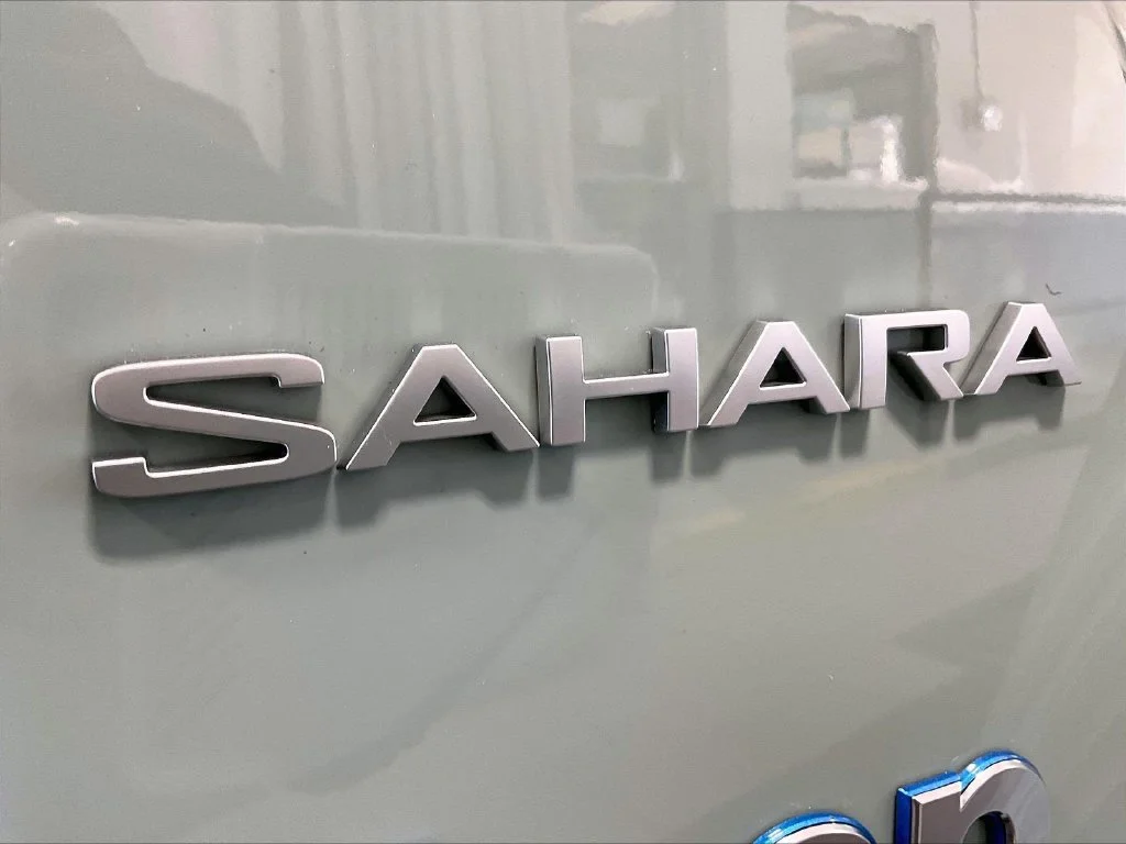 Used 2024 Gray Jeep Sahara 4xe image 29