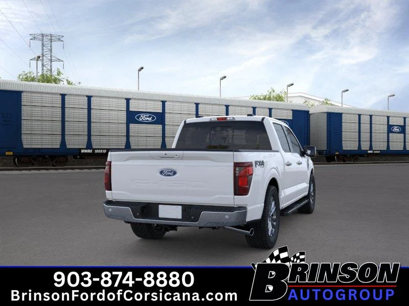 New 2026 Oxford White Ford XLT image 8