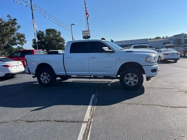 Used 2022 White Ram Big Horn image 2