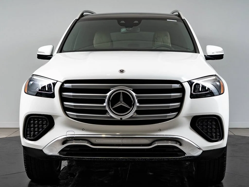 New 2026 Polar White Mercedes-Benz GLS 450 image 2