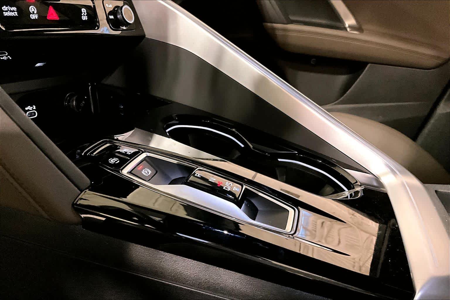 2025 Audi Q5 Premium Plus - Photo 16