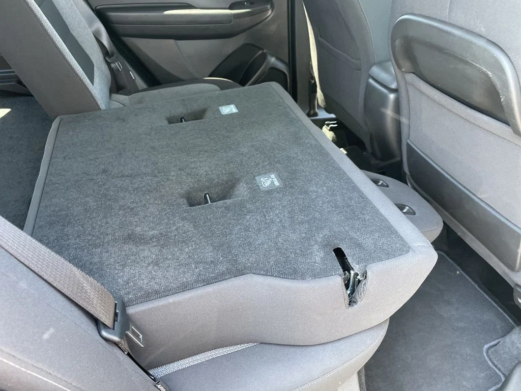 Used 2025 Gray Chevrolet LT image 27