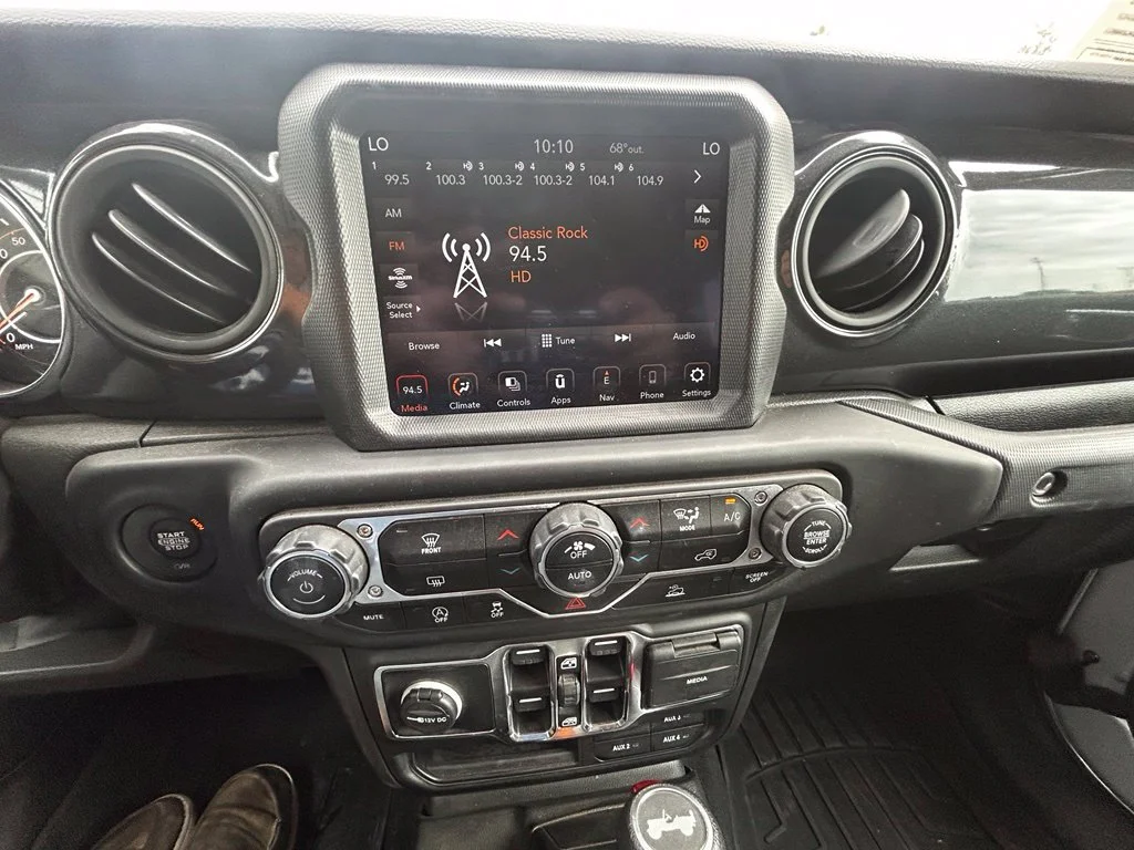 Used 2023 Silver Jeep Sport image 14