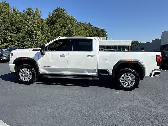 Used 2022 White GMC Denali image 5
