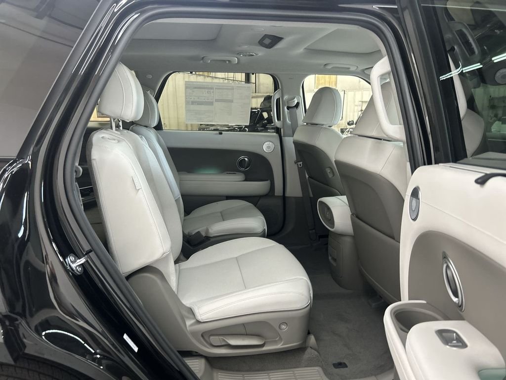 New 2026 Abyss Black Hyundai Limited image 17