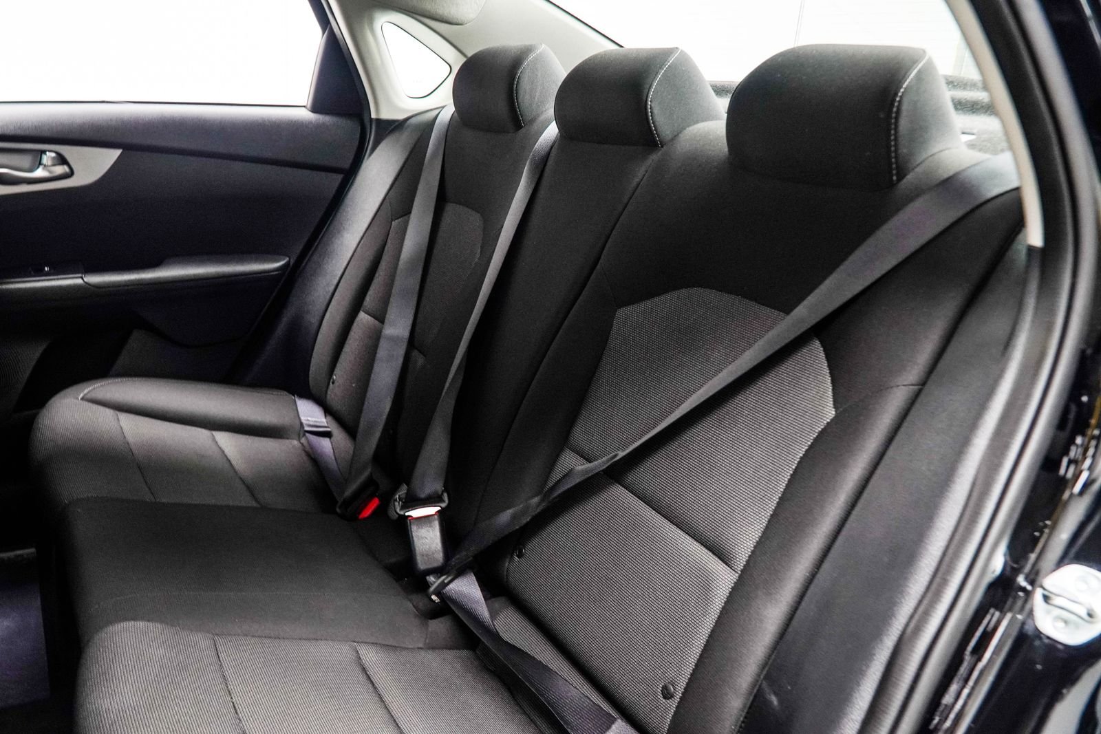 Used 2024 Black Kia LXS image 39