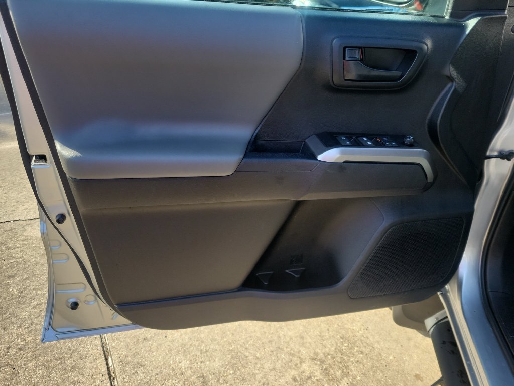 Used 2023 Silver Toyota SR5 image 12