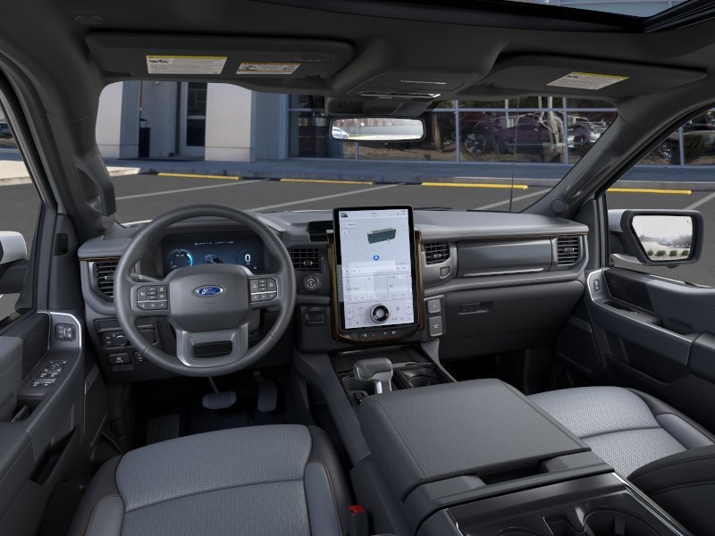 2025 Ford F-150 Lightning Lariat - Photo 9