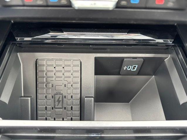 New 2026 Agate Black Metallic Ford Lariat image 57