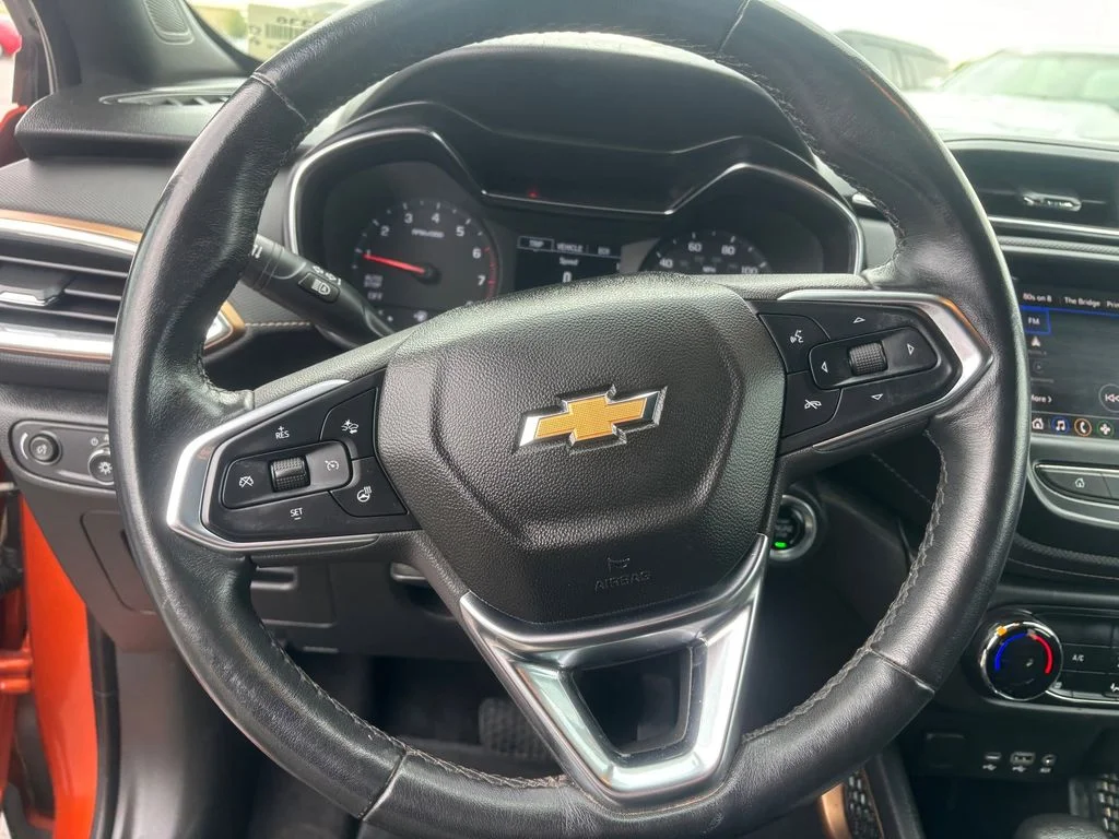 Used 2022 Red Chevrolet ACTIV image 13