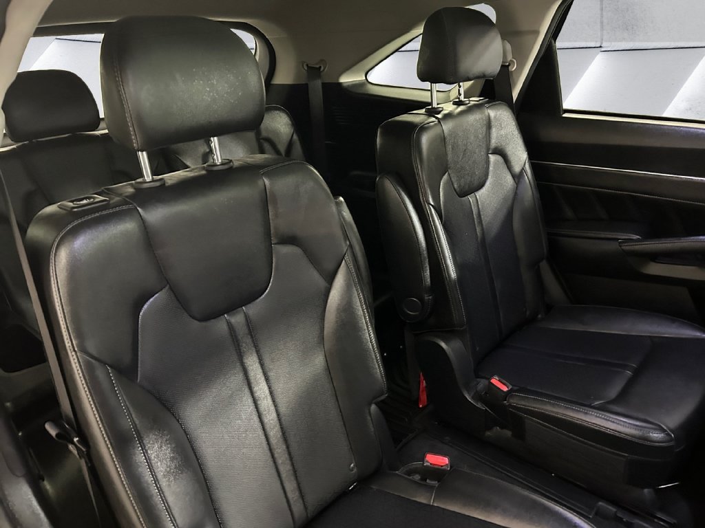 Used 2023 Black Kia SX image 16