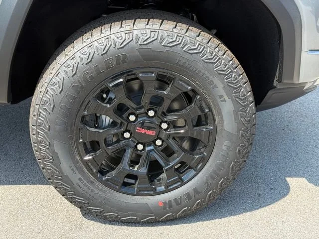 2026 GMC Canyon Elevation - Photo 11