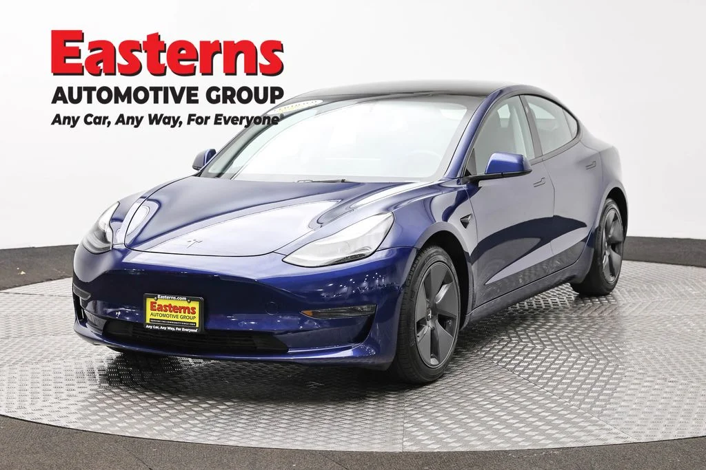 Used 2022 Blue Tesla Long Range image 1