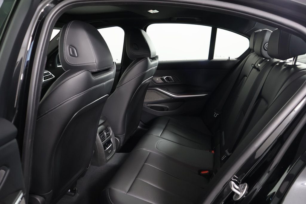 2026 BMW 3 Series 330i - Photo 6