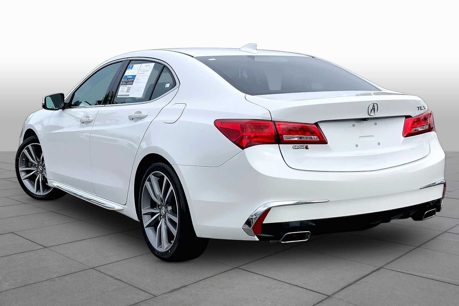Used 2020 Platinum White Pearl Acura w/Technology Pkg image 12