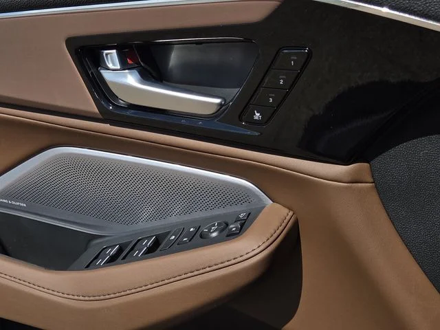 New 2026 Majestic Black Pearl Acura w/Technology Package image 17