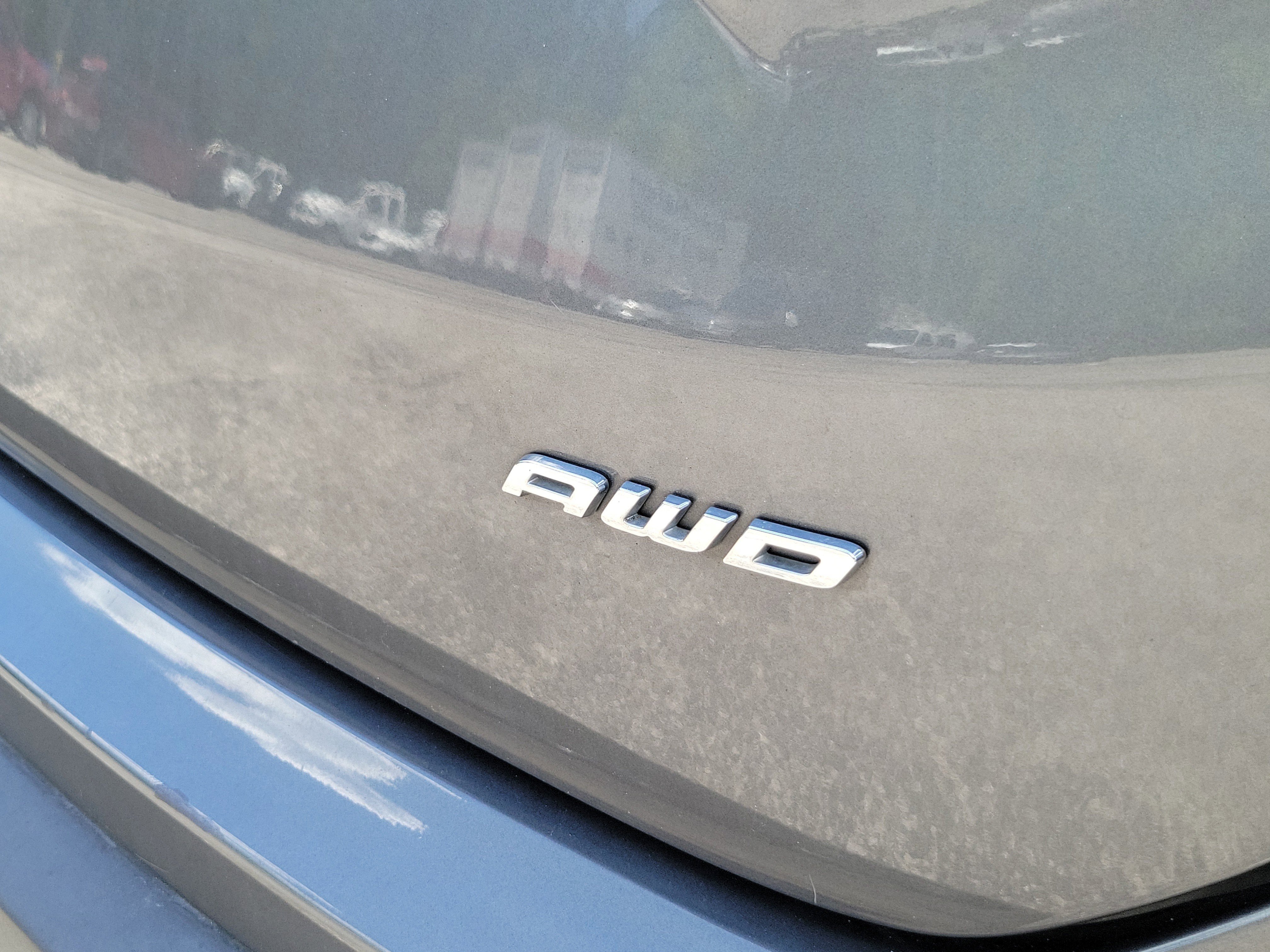Used 2023 Gray Metallic Ford SEL image 5