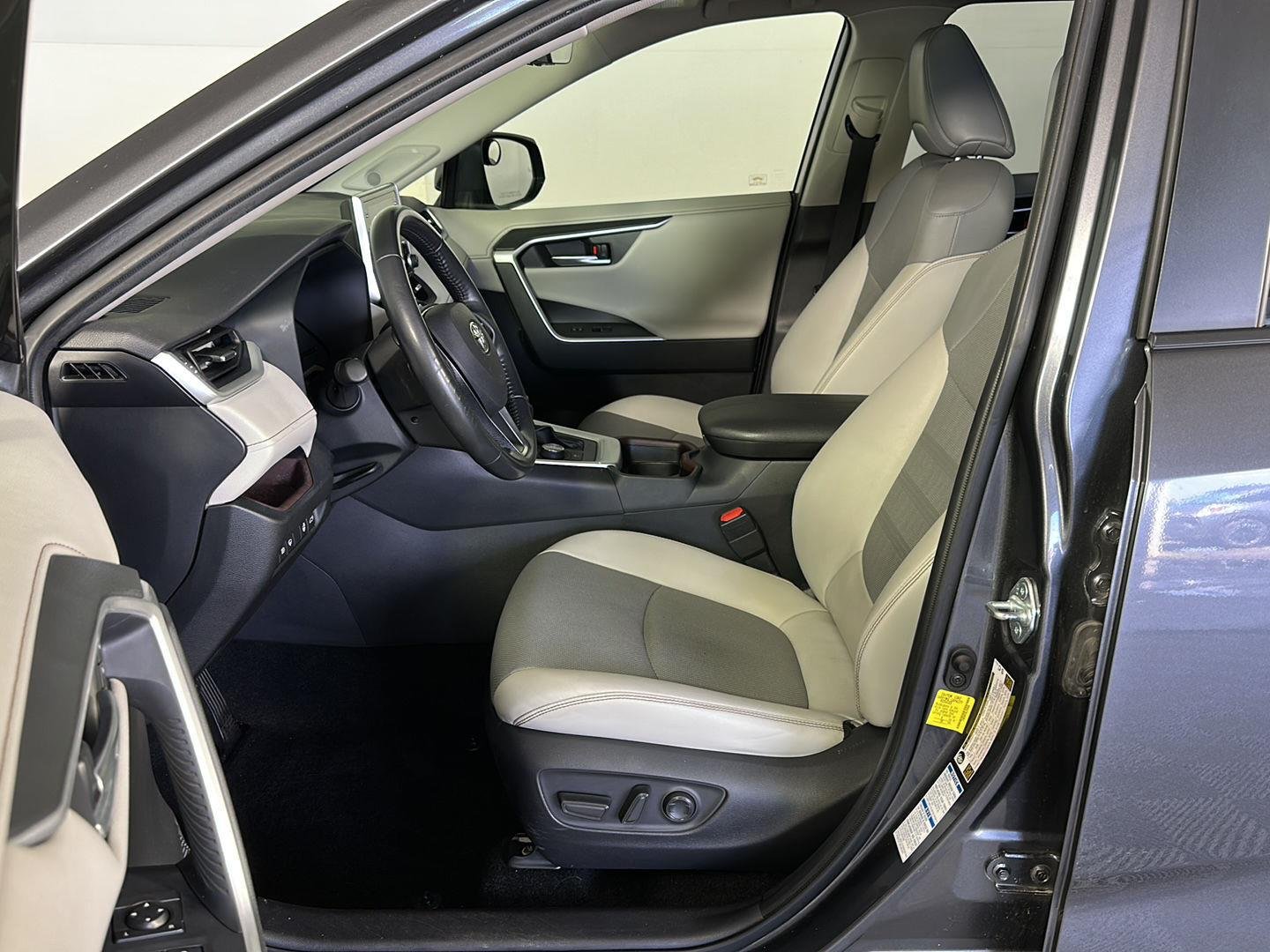 Used 2020 Magnetic Gray Metallic Toyota Limited image 7
