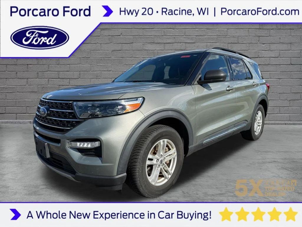 Certified Used 2020 Silver Spruce Metallic Ford XLT image 1