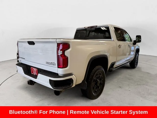 Used 2022 White Chevrolet High Country image 6