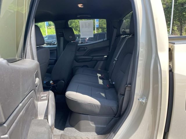 Used 2024  Chevrolet Work Truck image 9