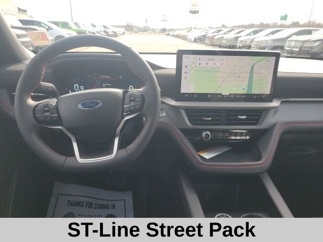 2026 Ford Explorer ST-Line - Photo 35