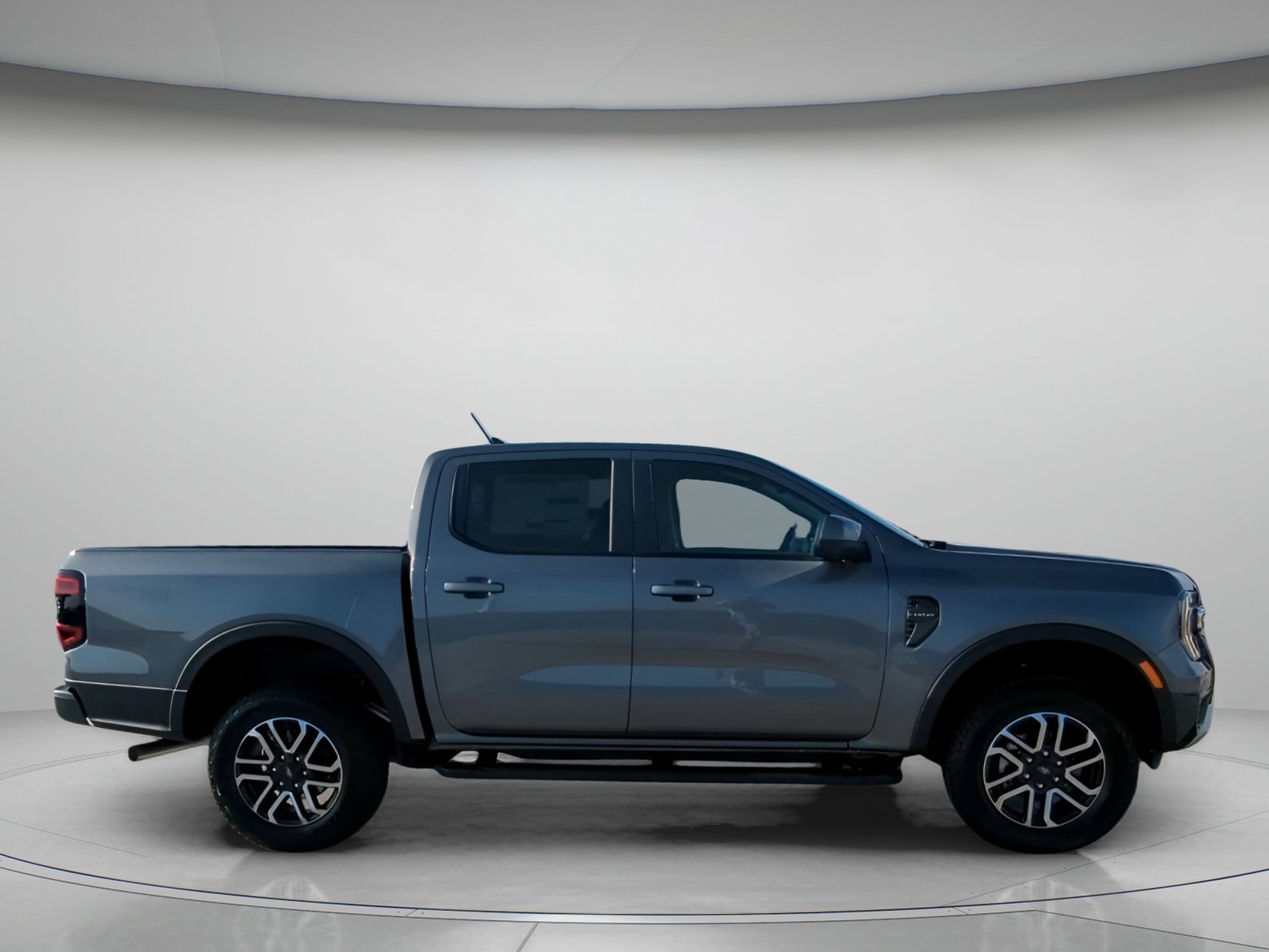 New 2026 Carbonized Gray Metallic Ford Lariat® image 30