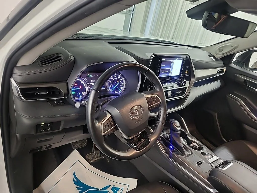 Certified Used 2022 Beige Toyota Limited image 7