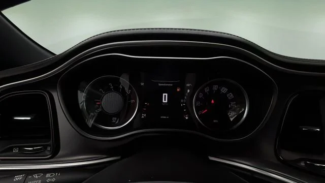 Used 2020 Red Dodge SXT image 15