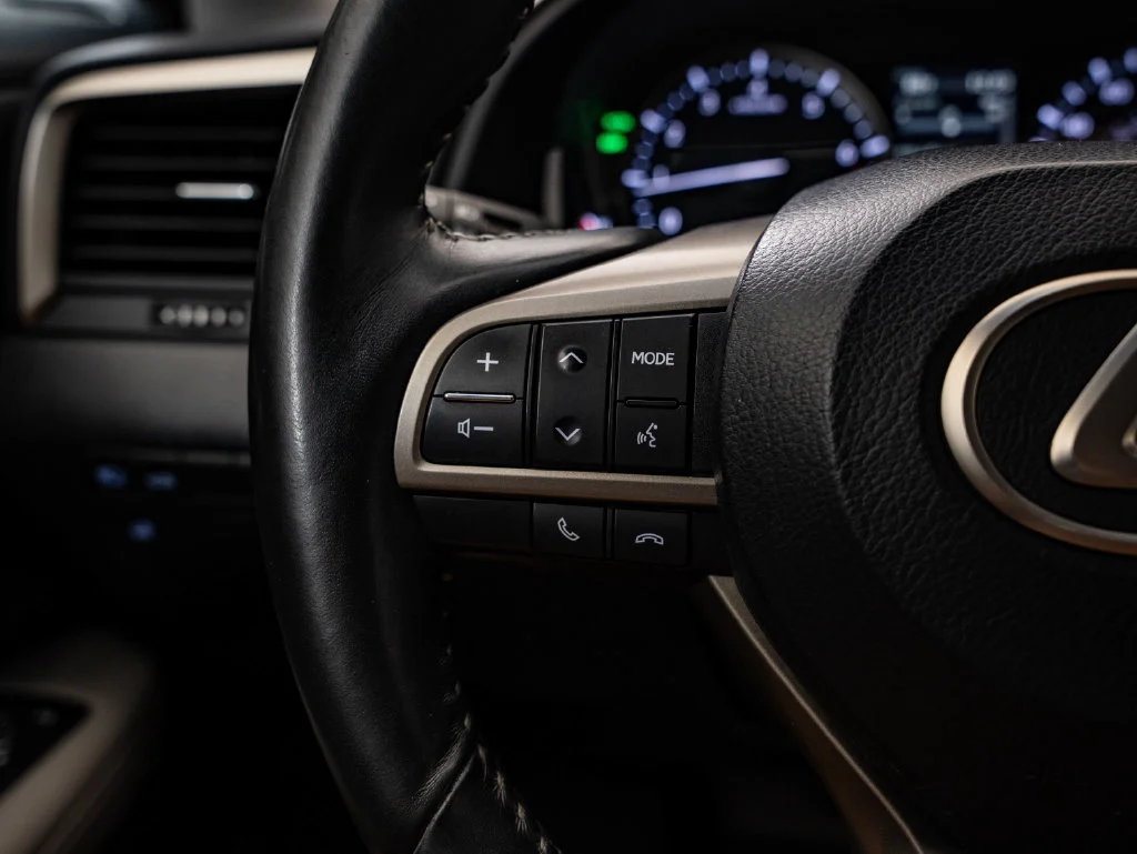 Used 2017 Silver Lining Metallic Lexus 350 Premium image 28