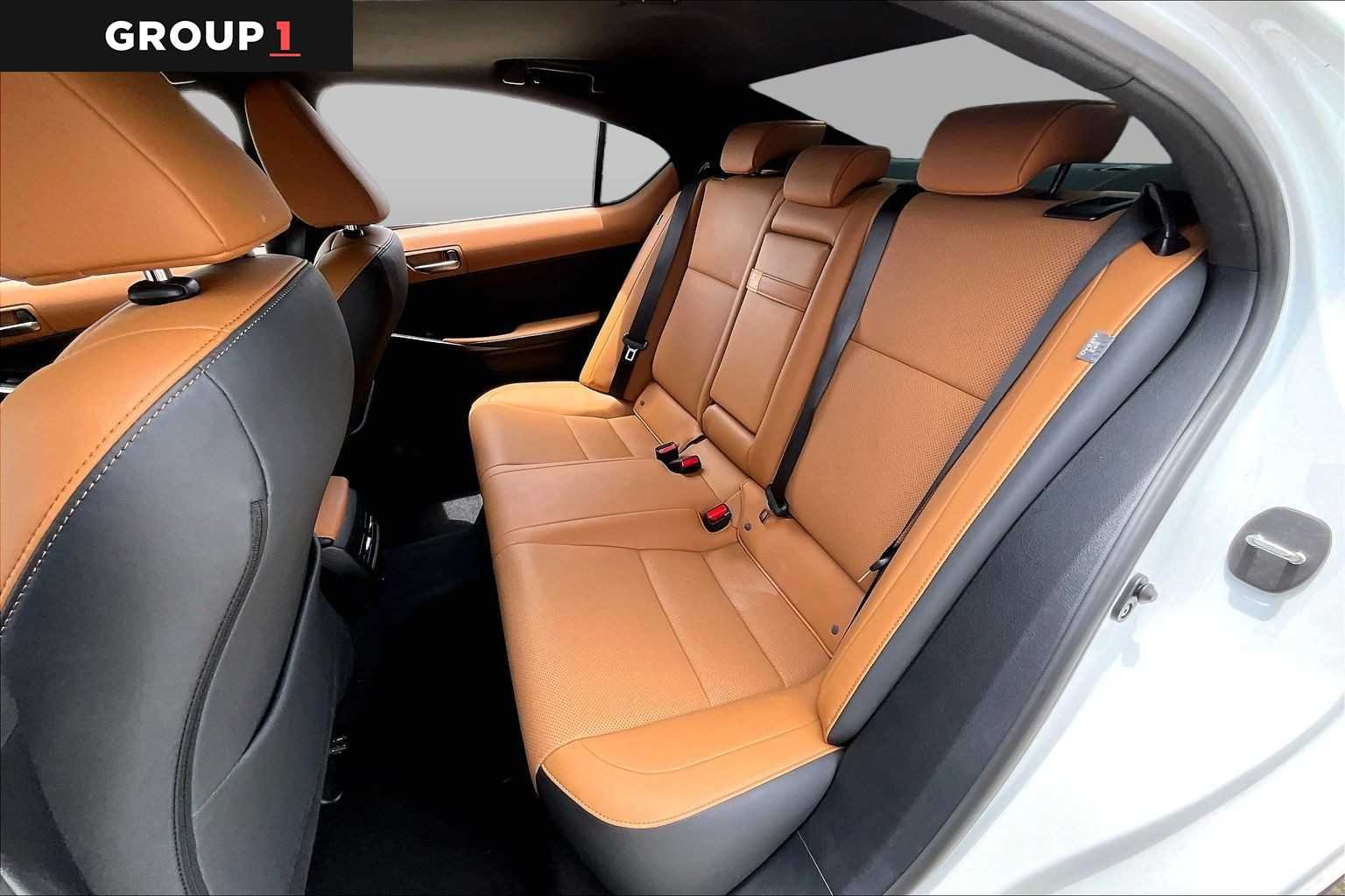 Used 2025 Ultra White Lexus F SPORT Design image 19